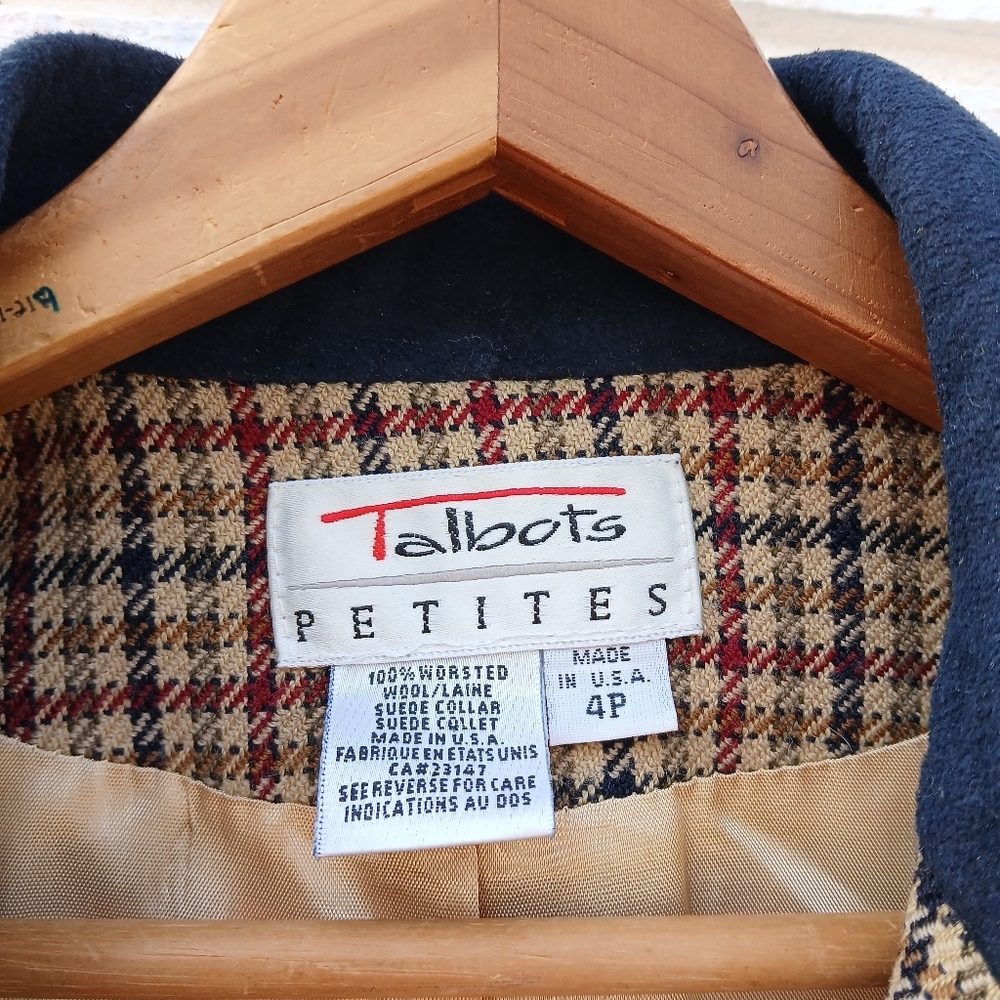 Vintage Talbots Wool Plaid Blazer Size 4 Petite - Picture 3 of 8